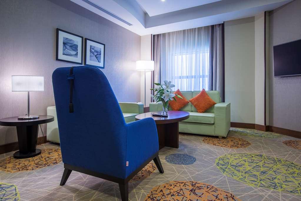 Radisson Blu Plaza Jeddah Hotel Exterior photo