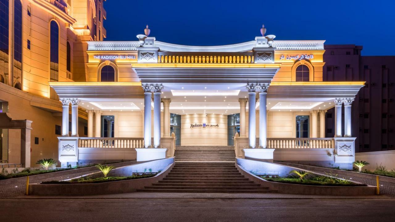 Radisson Blu Plaza Jeddah Hotel Exterior photo