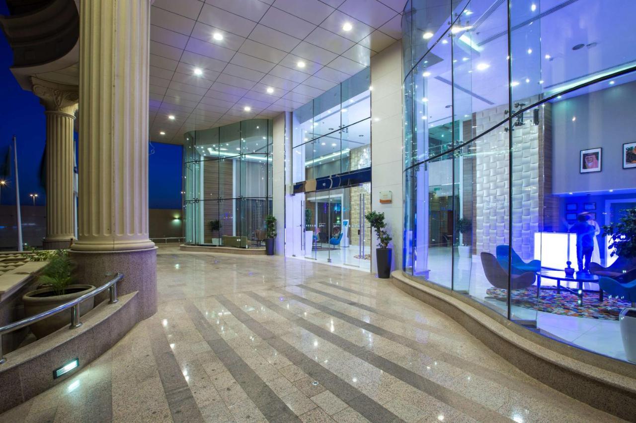 Radisson Blu Plaza Jeddah Hotel Exterior photo
