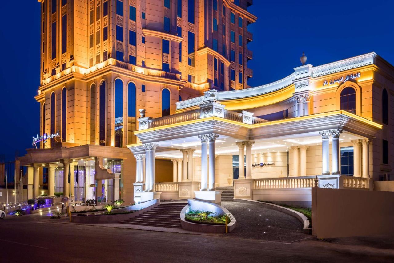 Radisson Blu Plaza Jeddah Hotel Exterior photo