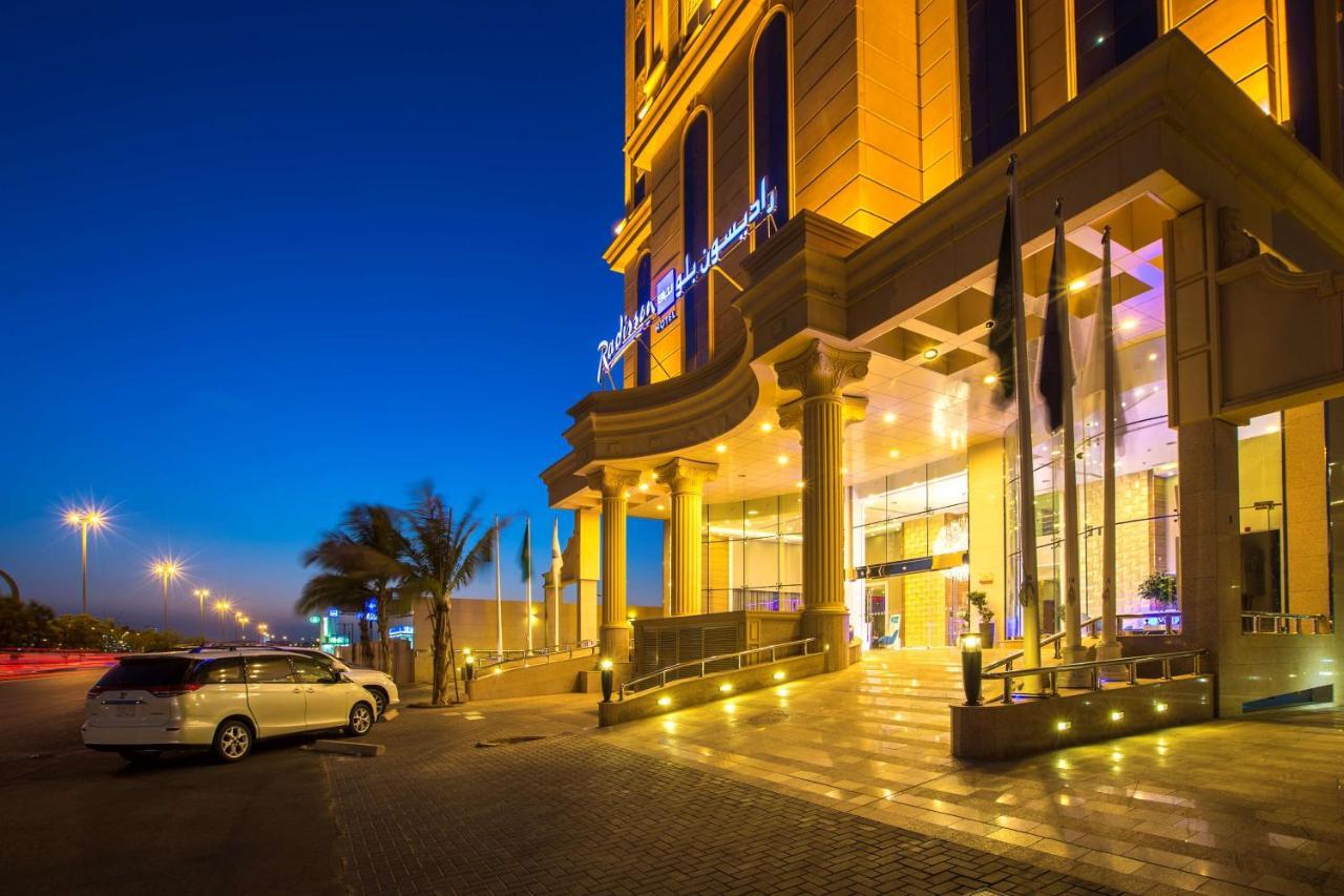 Radisson Blu Plaza Jeddah Hotel Exterior photo