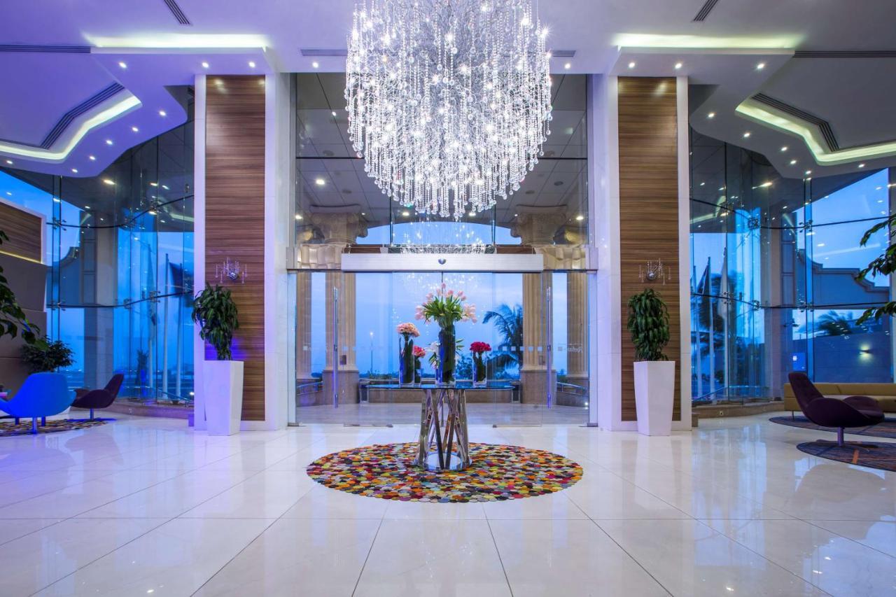 Radisson Blu Plaza Jeddah Hotel Exterior photo